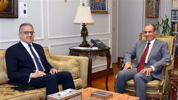 Foreign Minister meets UNESCO Director