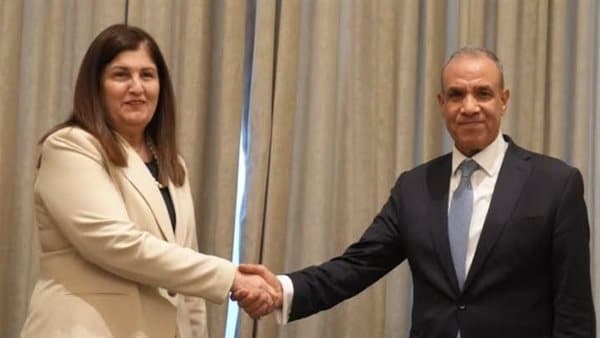 وزير الخارجية يلتقي بنظيرته الفلسطينية في عمّان