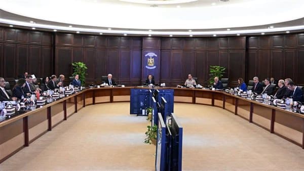 Prime Minister oversees weekly government session