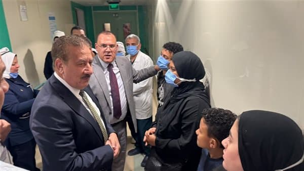 Port Said Governor Checks on Abu Abdu After Fire Incident
