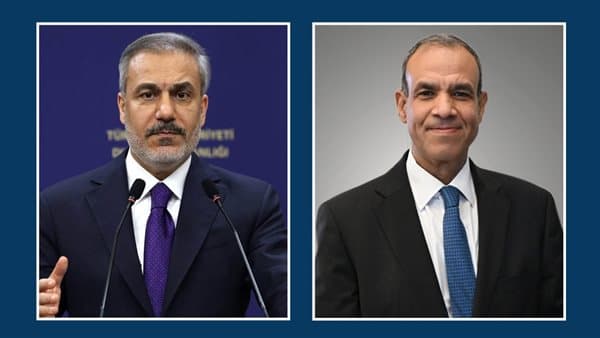 Foreign Minister Meets Turkish Counterpart