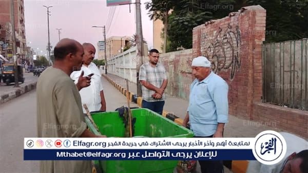 Assiut improves streets and clears debris