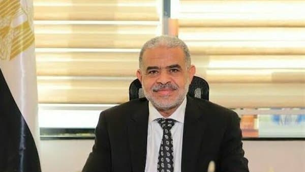 مبروك يعلن عن تعاون ومنح لدعم الجامعة
