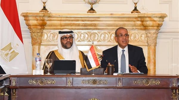 Foreign Minister Meets Private Sector Leaders