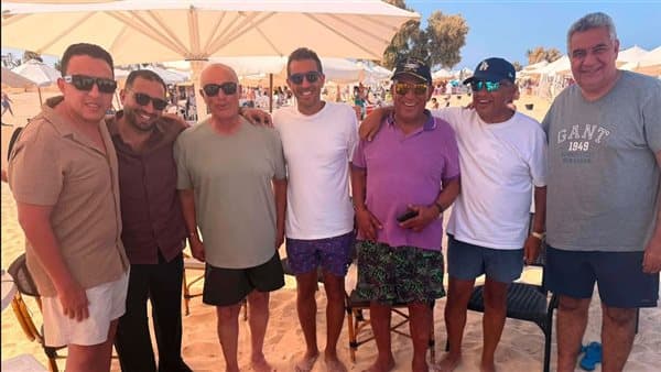 أبوزهرة وأبوحسين يهنئون أبو الكرة المصرية بعيد ميلاده