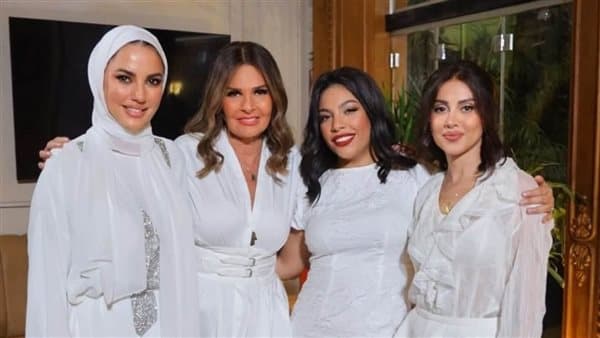 درة تشرح غيابها عن عرض الست لما