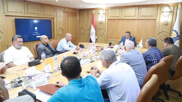 Qena Governorate Supports Artisans at Tramesa Complex