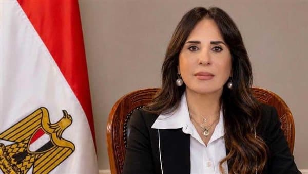 وزيرة الإسكان تتخذ قرارات لإزالة مخالفات البناء بالغرب الشمالي ومدينة السادات