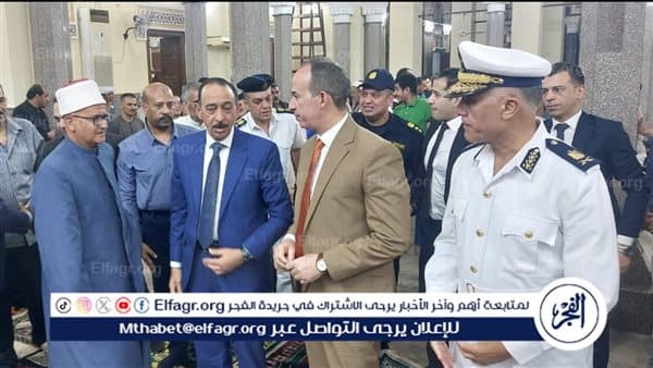 محافظ سوهاج ومدير الأمن يحتفلان بالمولد