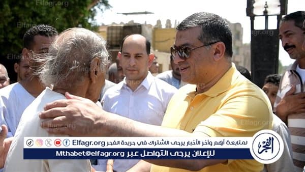 محافظ قنا يتفقد قرية الأشراف القبلية ويشدد على تحسين المزلقان ودراسة إنشاء كوبري