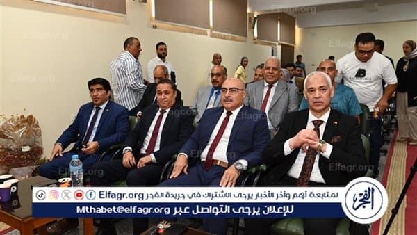 رئيس أسيوط يشارك في مناقشة موهبة المدربين