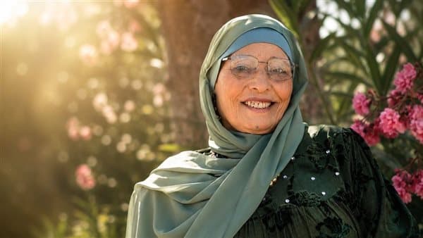 Lady Nabila Debuts Mulberry Tree Blend