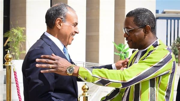 وزير خارجية بوركينا يناقشان تعزيز التعاون الأمني