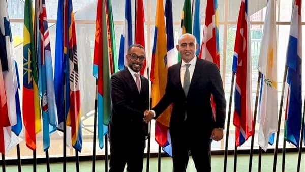 Education Minister Meets Google's VP