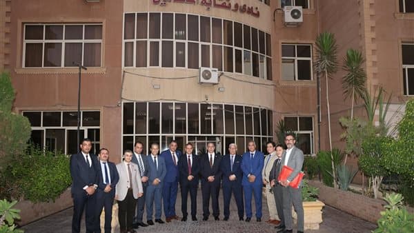Lawyers Syndicate Meets on Union Matters