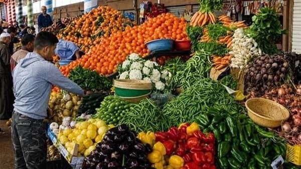 Market vegetable and fruit prices on September 7