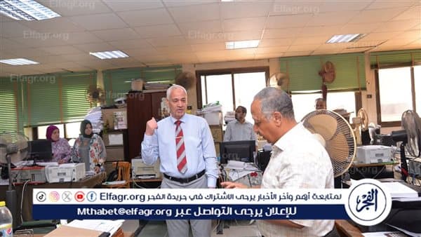Asyut University President Inspects HR Department