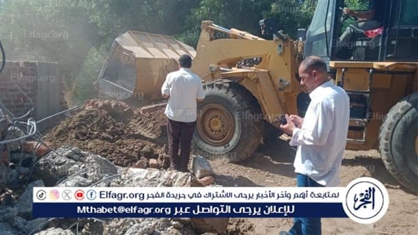 محافظ أسيوط يزيل تعديات ويبدأ محطة مياه
