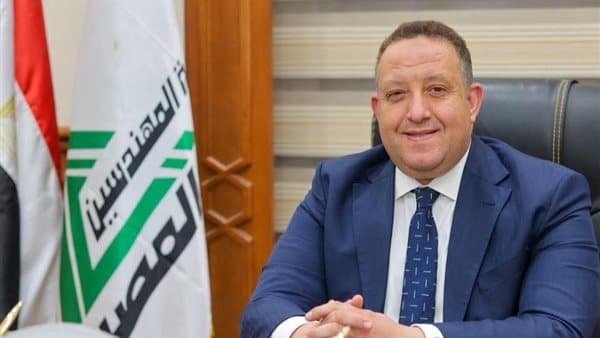 نقيب المهندسين يطالب بتعديل أجور المهندسين