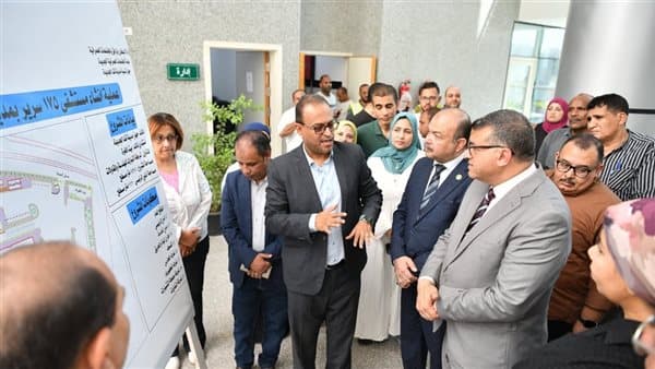 محافظ قنا يتفقد مستشفى قنا الجديدة