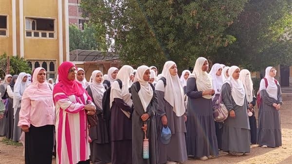 الأزهر يفتتح معاهد أسوان ويبدأ العام الدراسي