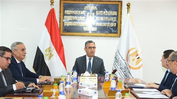 وزير التموين يرشد لضخ أكبر للسلع الأكثر طلبا