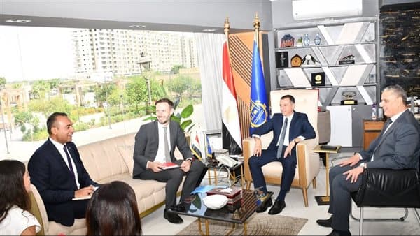 Aswan Governor Discusses Water Development with Swiss Delegation