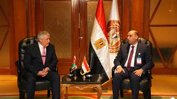 Labor Minister Discusses Egypt-Jordan Worker Conditions