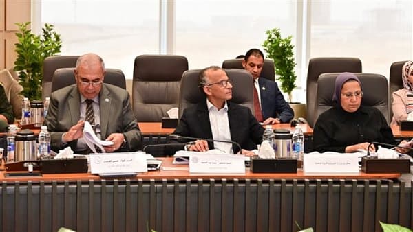 Planning Minister Praises Al-Qoumi Investments