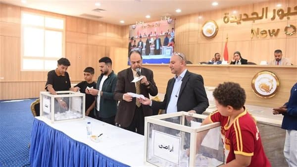 وزيرة الإسكان تخصيص 1168 قطعة لأصحاب العبور
