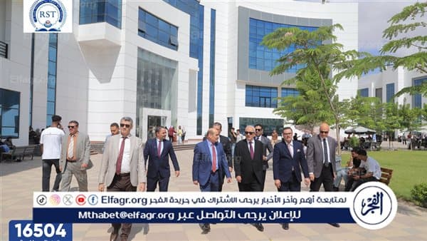 رئيس جامعة الريادة يزور الكليات في بداية العام الدراسي
