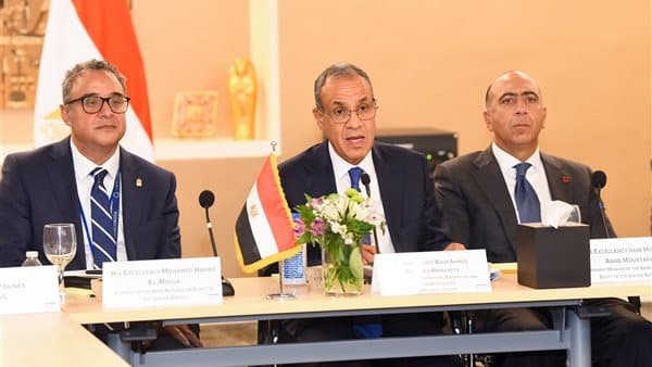 وزير الخارجية يشارك في جلسة مع مجلس الأعمال الدولي