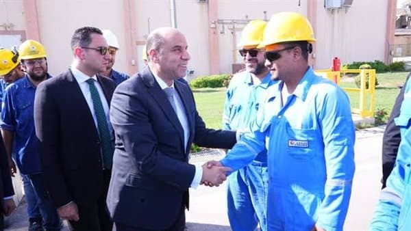 Labor Minister Visits Alexandria Work Sites