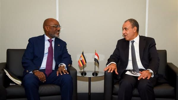 Foreign Minister Holds Talks with Ugandan Counterpart