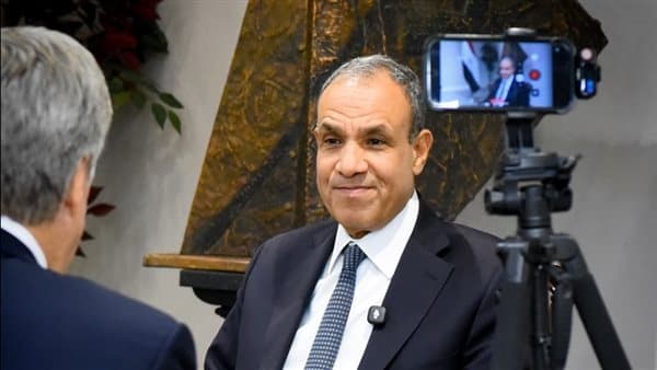 Foreign Minister discusses Egypt's de-escalation efforts