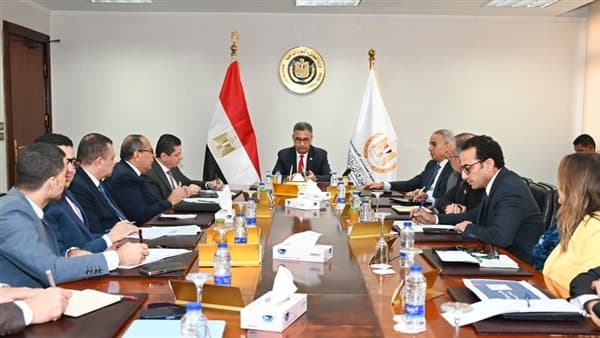 وزير التموين يقرر إضافة 18 سلعة جديدة