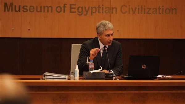Egyptian Museum Authority meets under Tourism Minister