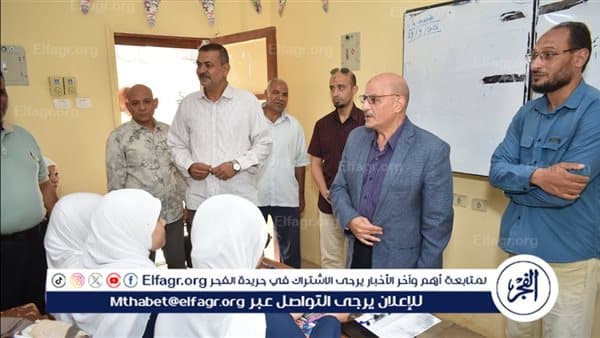 Sohag Education Director reviews school attendance