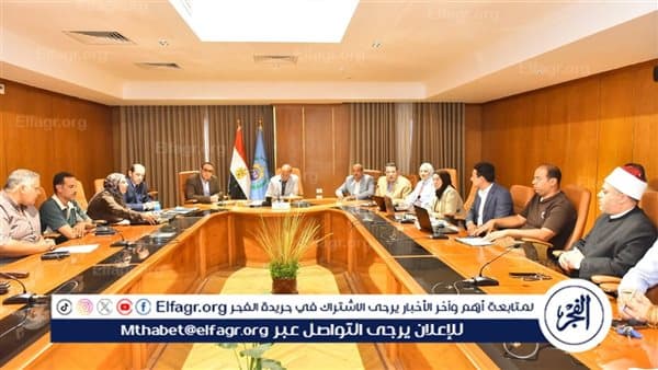 Assiut Governor reviews Hayah Karima projects