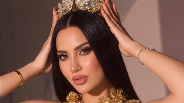 Sama Kamel to represent Egypt in glamorous attire