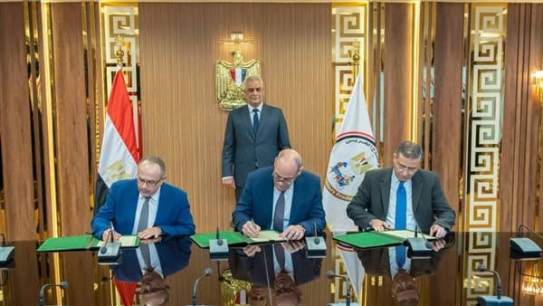 Military and Arab Contractors agree on joint manufacturing