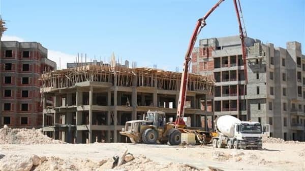 وزيرة الإسكان تتفقد مشروعات العلمين