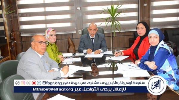 Assiut Vice President Reviews Language Center Plans
