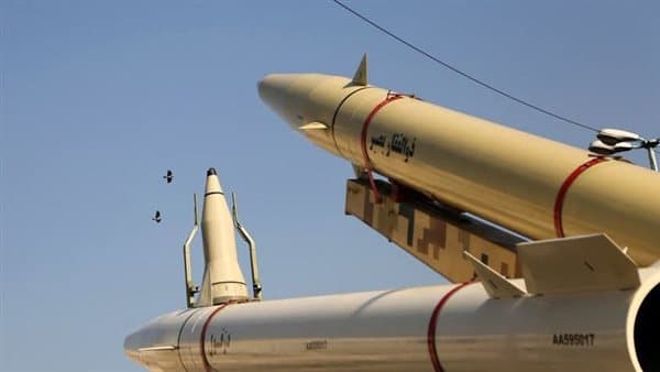 إيران تربط وقف هجماتها بالهدوء في هرمز