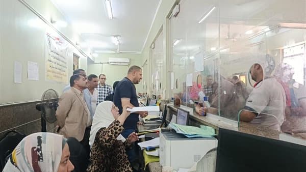 سكرتير بني سويف يزور المركز التكنولوجي