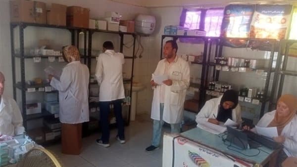 قافلة العجرة في بني سويف تقدم 3000 خدمة طبية