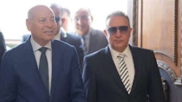 محافظ القاهرة يزور جامعة شرق العاصمة