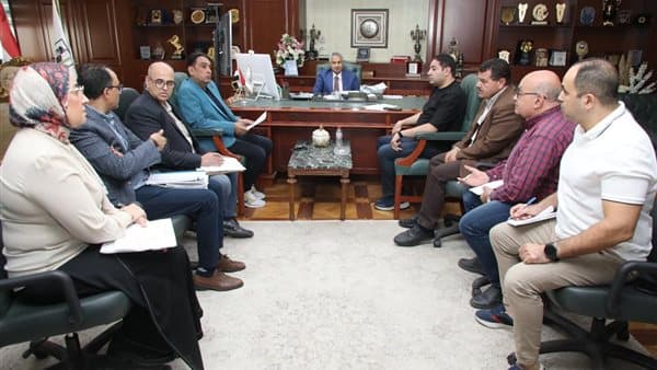 Beni Suef Gov. Monitors Waste System Progress