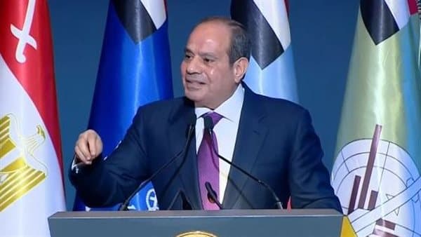 Sisi unveils program to train presidential hopefuls