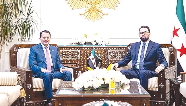 السفير القطري يلتقي الهزاع